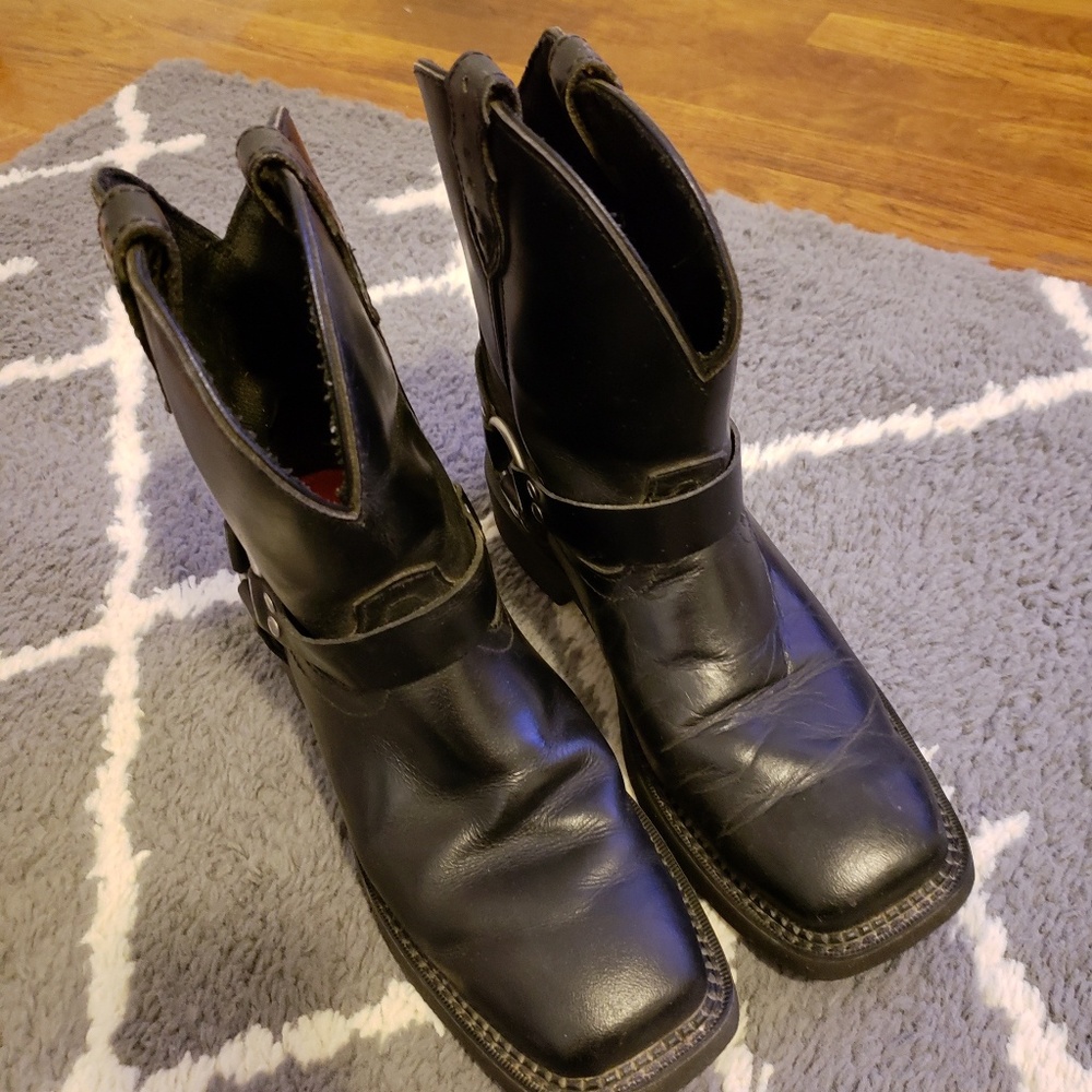 Women’s boots